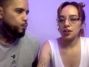 Screenshot from bella_and_koko webcams