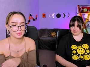 Screenshot from bella_cute12 webcams