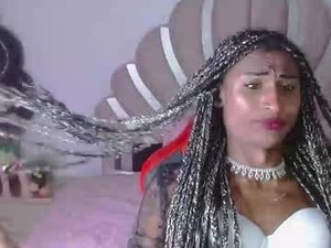 Screenshot from bella_fox723 webcams