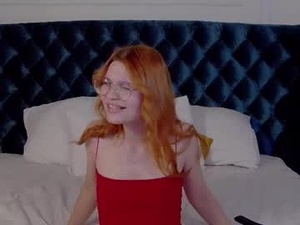 Screenshot from bellamarebelle webcams