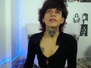 Screenshot from bellamy0955 webcams