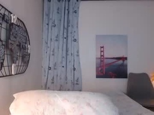 Screenshot from bellaqueen69 webcams