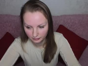 Screenshot from belleamiee webcams