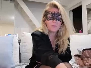 Screenshot from bellemasquer webcams