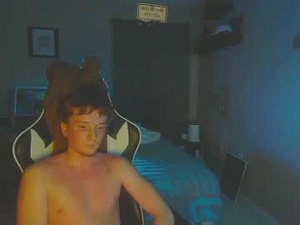 Screenshot from bestwhiteboy webcams