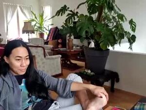 Screenshot from bianca_transpinay webcams