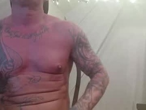 Screenshot from biboytoy1 webcams