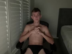 Screenshot from big13inchess webcams