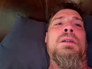 Screenshot from big535338 webcams