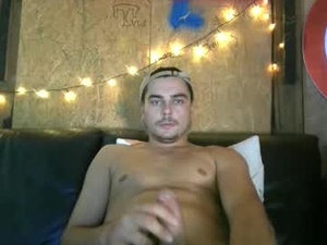 Screenshot from bigboybelgium4 webcams