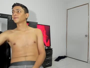 Screenshot from bigsexyboy8 webcams