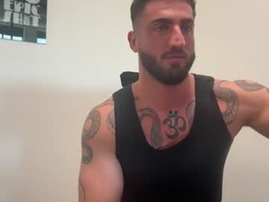 Screenshot from bigsnakeman1995 webcams