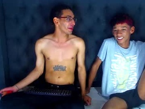 Screenshot from billie_tony webcams