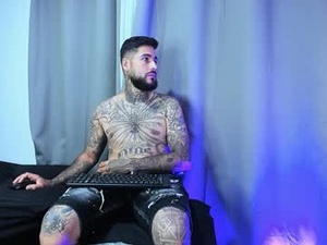 Screenshot from billy_sartori77 webcams