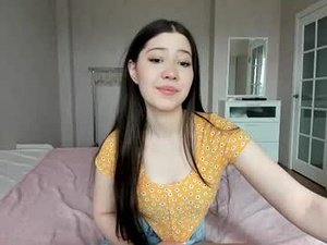 Screenshot from bina_mima webcams