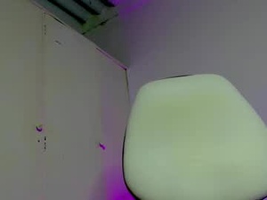Screenshot from blackfindom webcams