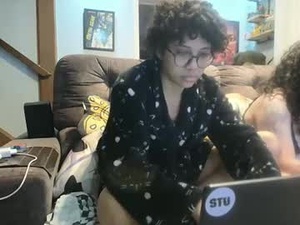 Screenshot from blackittys2 webcams