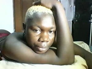 Screenshot from blackmarvel02 webcams