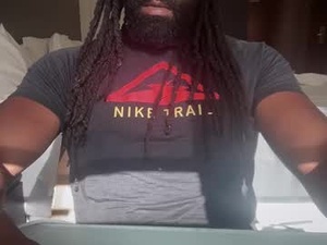 Screenshot from blackmuscles77 webcams