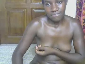 Screenshot from blahkbeauty webcams