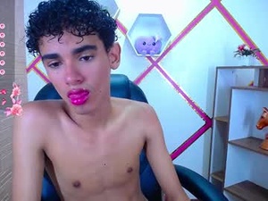 Screenshot from blakelovee webcams