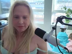 Screenshot from blondegirlsummer webcams