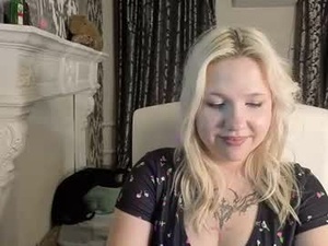 Screenshot from blondexxxxx webcams
