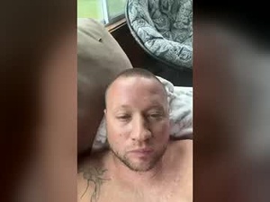 Screenshot from blueeyedgreenz webcams