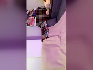 Screenshot from bob_bucks webcams