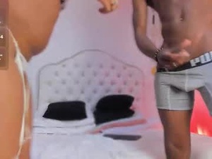 Screenshot from boobiesydickie webcams