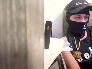 Screenshot from boonkgang1028 webcams