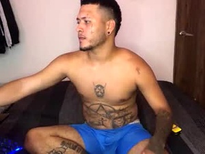 Screenshot from boss_master99 webcams