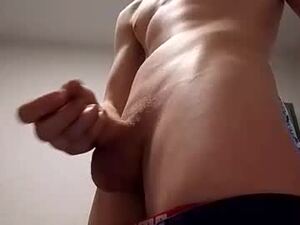Screenshot from boyblondhetero webcams