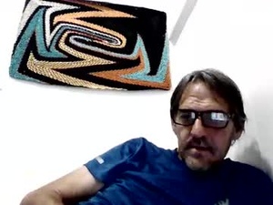 Screenshot from boyinneed101 webcams