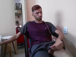 Screenshot from boyzinm2 webcams