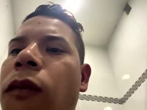 Screenshot from bradley10owen webcams