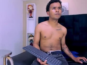 Screenshot from brandon_mark_ webcams