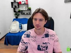 Screenshot from brave_13 webcams