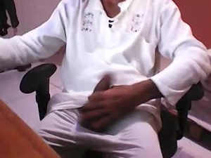 Screenshot from brazil_stud webcams