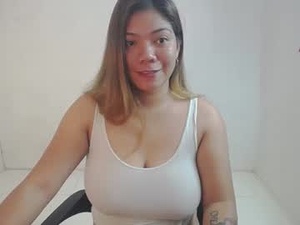 Screenshot from briana_lovexx webcams