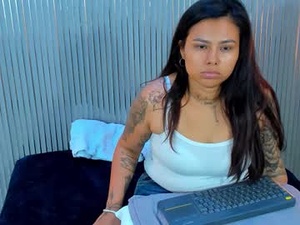 Screenshot from brunette_zoe webcams