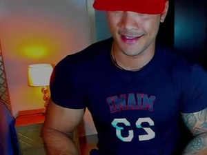 Screenshot from bryan_boy_ webcams