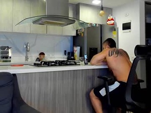 Screenshot from bryson_jace1 webcams