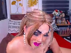 Screenshot from burlesqueents webcams