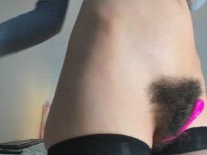 Screenshot from bush_woman webcams
