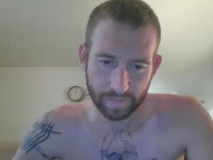 Screenshot from bwcwhiteboy94 webcams