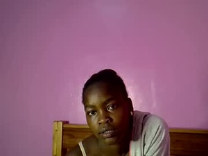 Screenshot from c_trish webcams