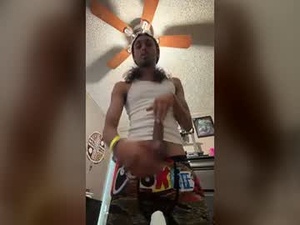 Screenshot from callmeprettydick webcams