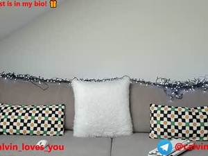 Screenshot from calvin_loves_you webcams