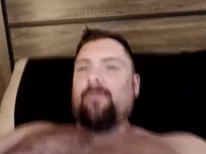 Screenshot from camerontaylorcub webcams